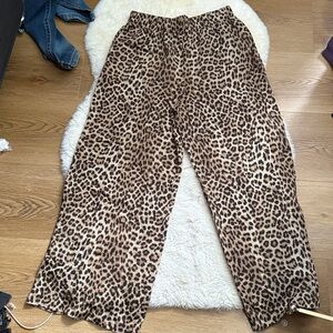 Medium Leopard Print Pants 15.6-17” Waist 27” Inseam
